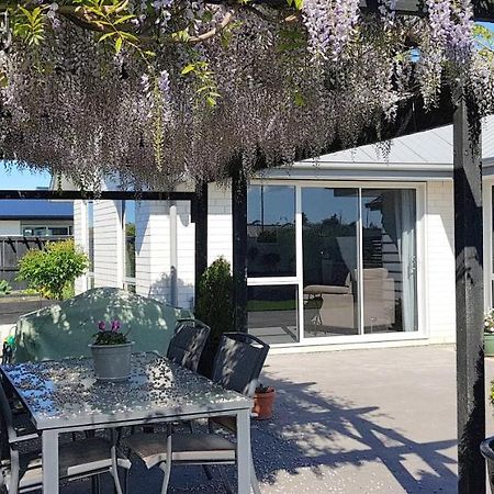 Courtenay B & B Kaiapoi エクステリア 写真