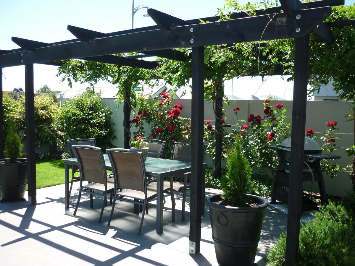 Courtenay B & B Kaiapoi エクステリア 写真